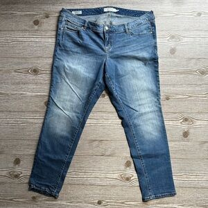 Torrid Blue Boyfriend Jeans size 18